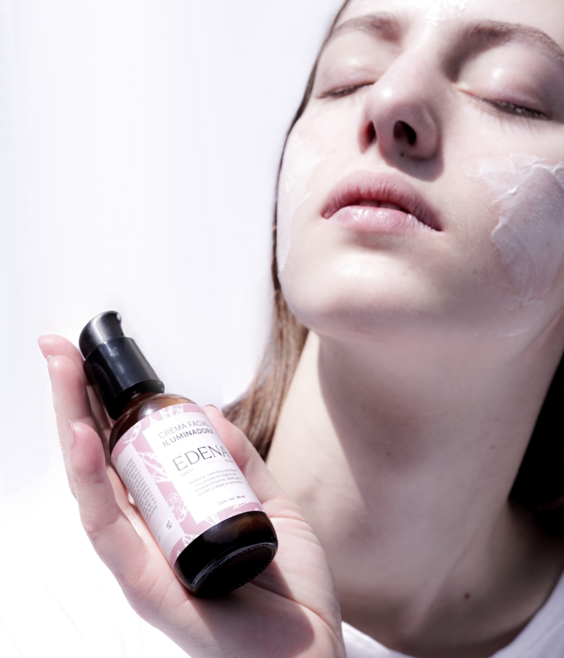 Crema Facial Iluminadora EDENA
