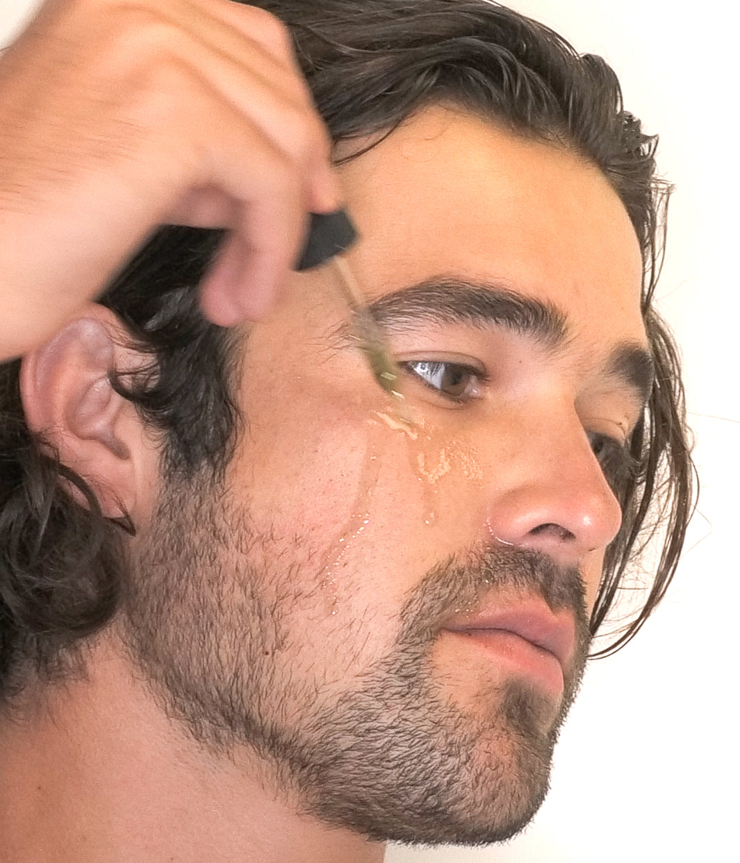 Mascarilla Iluminadora con modelo